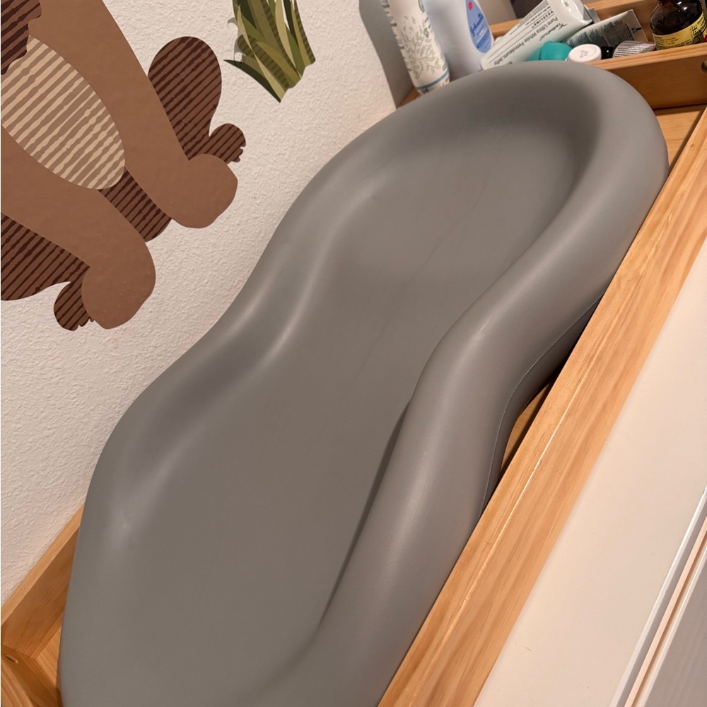 Keekaroo Peanut Changer